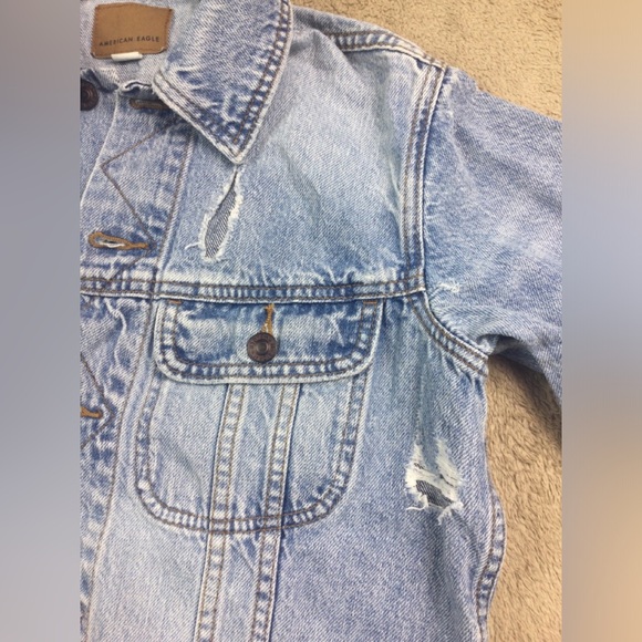 Womens blue American Eagle distressed jean jacket size xs - Picture 6 of 15